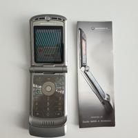 Cellulare vintage Motorola razr V3