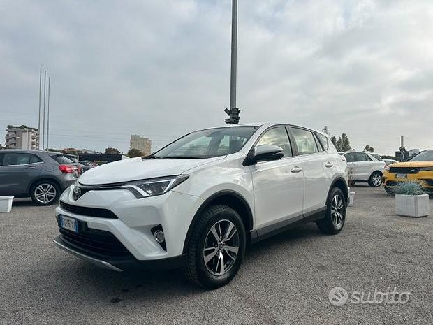 Toyota RAV4 2.0 D-4D 2WD Business