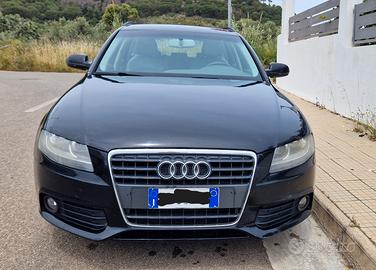 AUDI A4 4ª serie - 2010
