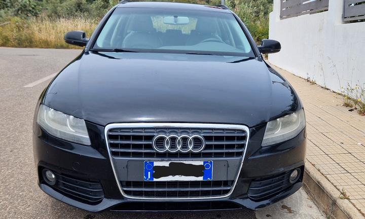 AUDI A4 4ª serie - 2010