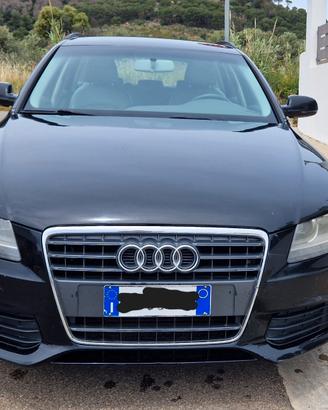 AUDI A4 4ª serie - 2010