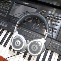 cuffie beats executive 