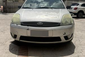 Ford fiesta unico proprietario
