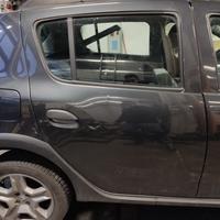 Porta posteriore dx DACIA SANDERO del 2017