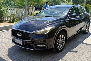 Infiniti Q30 1.5d Business 109cv