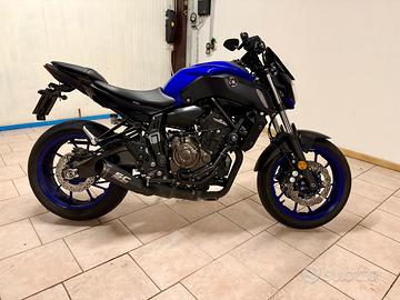 YAMAHA MT-07