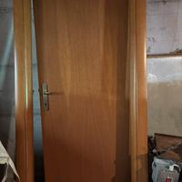 Porta cm 2,10 h per 70 cm