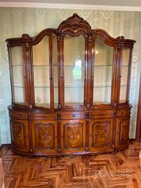 Credenza cristalliera