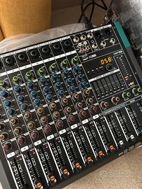 Mixer audio professionale con effetti