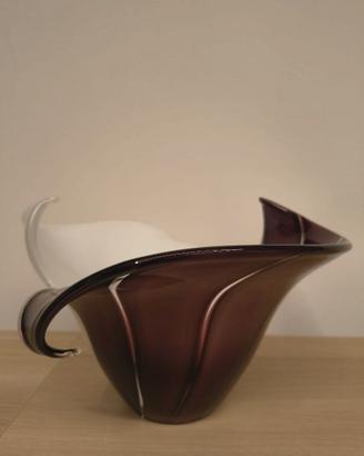 Vaso a corolla in vetro di Murano di design