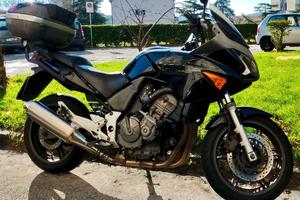 Honda cbf 600