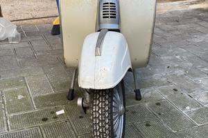 Vespa 50