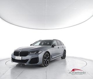 BMW 520 Serie 5 d 48V xdrive MSport auto