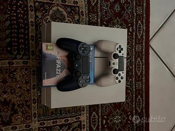 Sony Playstation 4 Bianca + Giochi