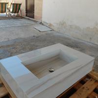 lavabo in piastrelle 