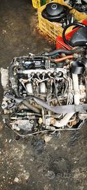 Motore PEUGEOT 2.2 tdi 4HT