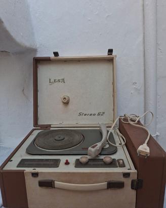 Lesa Lf62