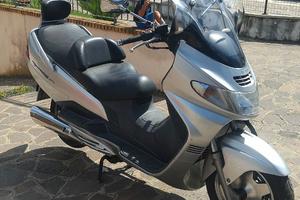 Suzuki Burgman 400