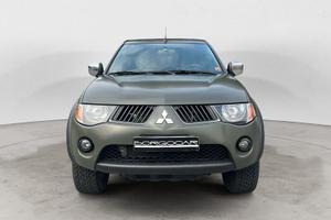 Mitsubishi L200 c.cab 2.5 di-d Invite
