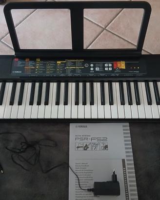 Tastiera Digitale Yamaha PSR-F52 - Come nuova