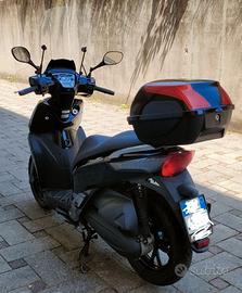Kymco People GTI 125