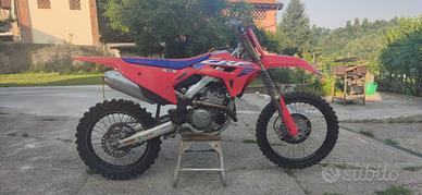 Splendida honda crf 250 del 2023 perfetta