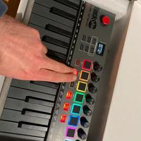 Tastiera MIDI bluetooth rockjam keyboard 25