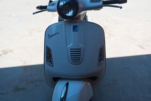 piaggio vespa 