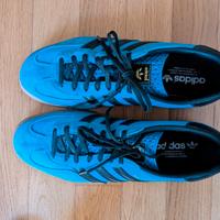 sneakers Adidas Gazzelle colore blu elettrico 