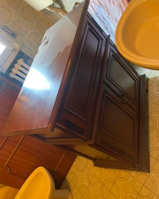 Mobile bar in legno marrone scuro