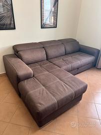 Divano angolare tre posti, chaise long