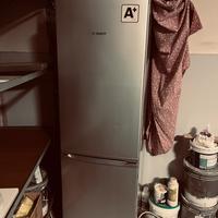 Frigorifero Bosch classe A 60x60x190