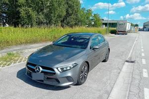 MERCEDES CLASSE A 180D FATTURABILE IVA ESPOSTA
