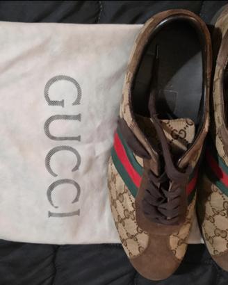 scarpe sneaker gucci con borsa colore classico 