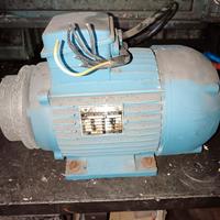 Motore asincrono trifase