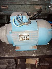 Motore asincrono trifase