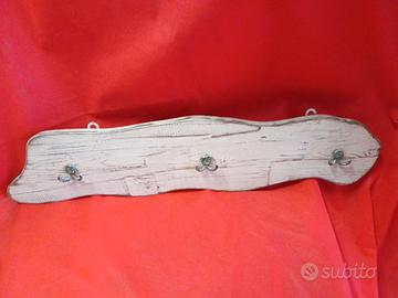 Attaccapanni sagomato 