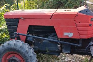 Trattore agricolo gommato