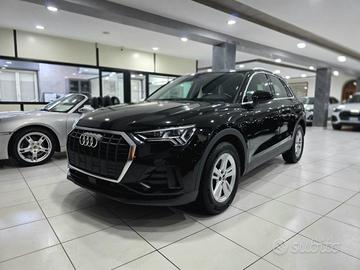 AUDI Q3 35 2.0 TDI 150CV Business Navi - Fari Fu
