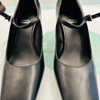 Decolletes pell nera Jefrrey Campbell nuove