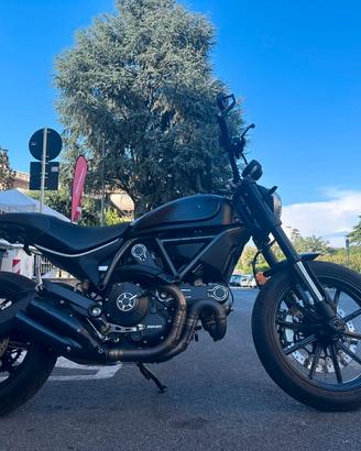 Ducati Scrambler 800 ICON - FINANZIABILE