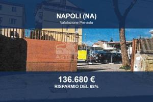 Immobile in asta di 850 m² a Napoli
