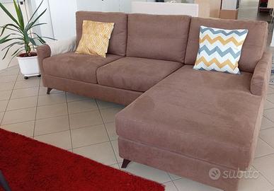 divano con penisola
