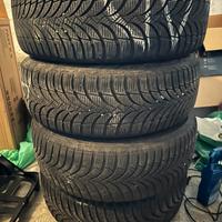 4 gomme quasi nuove185/60R15 88T con cerchi ferro