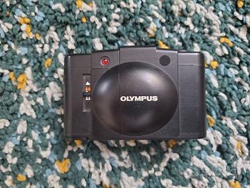 Olympus XA2