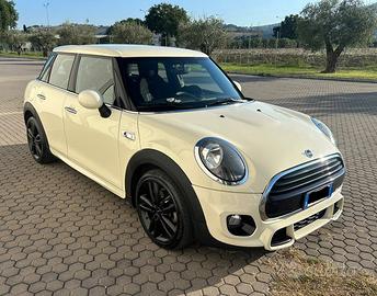 Mini Cooper D Pacchetto John Cooper Works