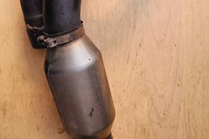 Dekat Decatalizzatore Shiver 900 Aprilia