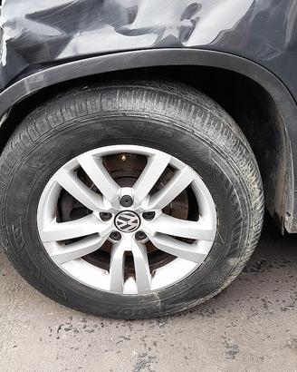 FUSELLO RUOTA ANT. SX. VOLKSWAGEN TIGUAN «I» (2011