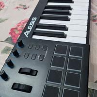 tastiera Alesis V49