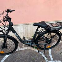 Bici a pedala assistita